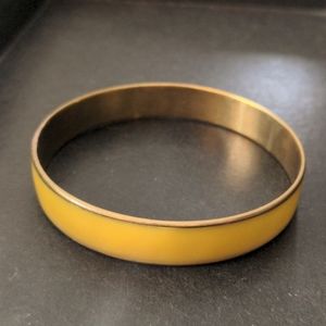 Vintage bangle bakelite-like bracelet in soft color of butterscotch amber